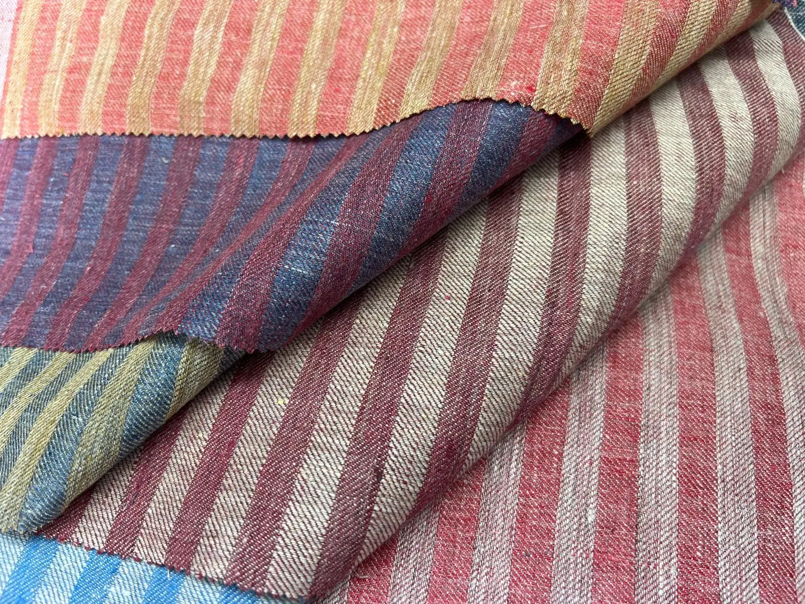 I tessuti fantasia tornano protagonisti con Bottoli