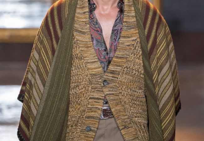 Cardigan Must-Have