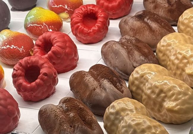 Fake fruits