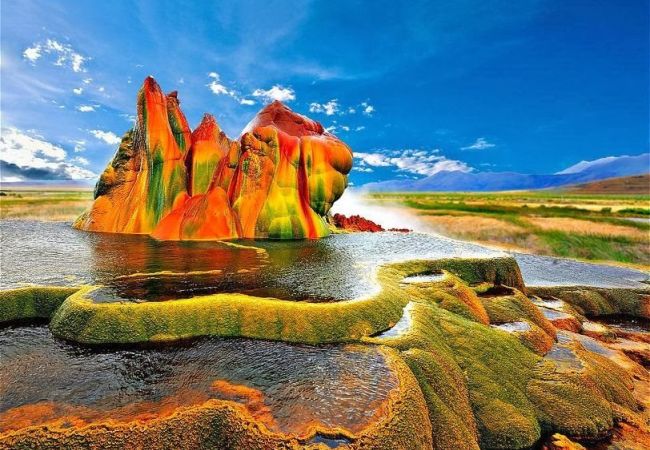 Hypnotic Geyser